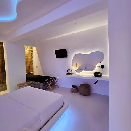 Elli Tropical Luxury Sunset-infinity Pool- Sea Side-near Center Parking Aparthotel