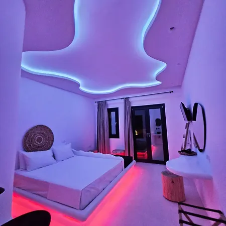 Aparthotel Elli Tropical Luxury Sunset-infinity Pool- Sea Side-near Center Parking 4*