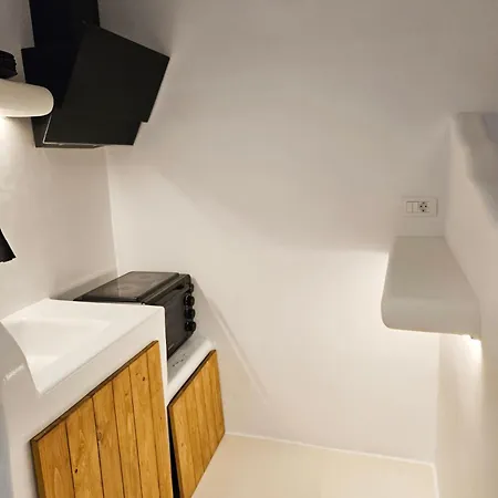 Aparthotel Elli Tropical Luxury Sunset-infinity Pool- Sea Side-near Center Parking