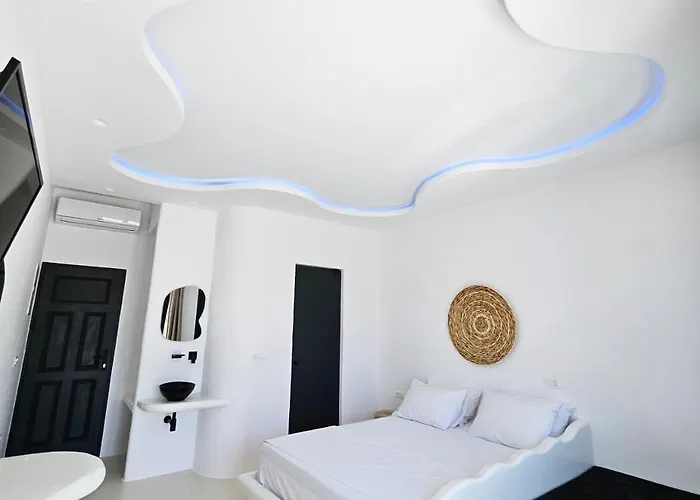 Elli Tropical Luxury Sunset-infinity Pool- Sea Side-near Center Parking Apartmanhotel Mykonos Town