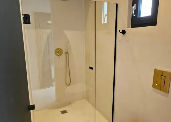 Elli Tropical Luxury Sunset-infinity Pool- Sea Side-near Center Parking Apartmanhotel