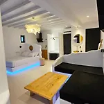 Elli Tropical Luxury Sunset-infinity Pool- Sea Side-near Center Parking Mykonos Town