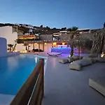 Elli Tropical Luxury Sunset-infinity Pool- Sea Side-near Center Parking Lägenhetshotell 4*