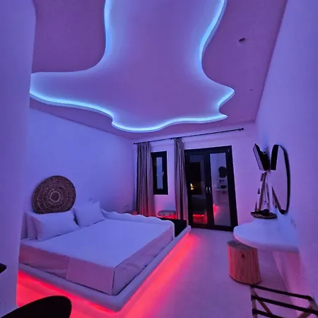 Elli Tropical Luxury Sunset-infinity Pool- Sea Side-near Center Parking Hotel apartamentowy 4*