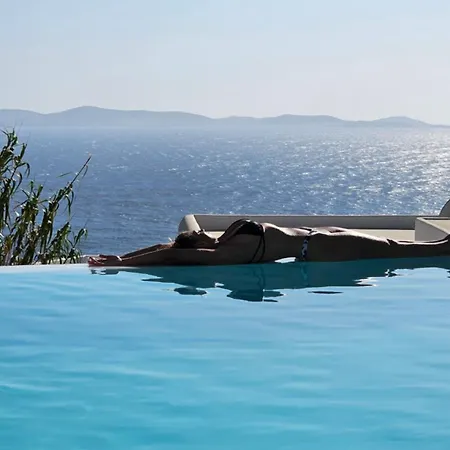 Elli Tropical Luxury Sunset-infinity Pool- Sea Side-near Center Parking Aparthotel
