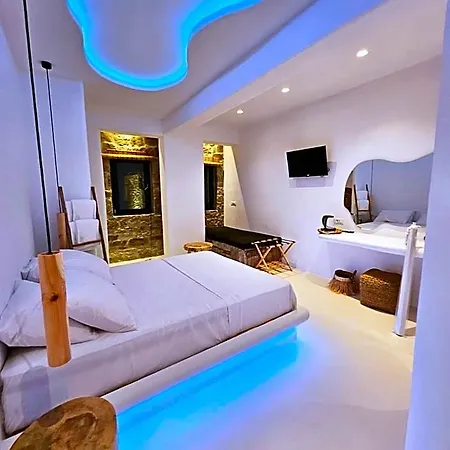 Elli Tropical Luxury Sunset-infinity Pool- Sea Side-near Center Parking Aparthotel