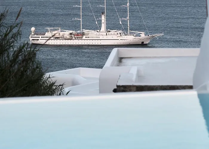 Appart hôtel Elli Tropical Luxury Sunset-infinity Pool- Sea Side-near Center Parking