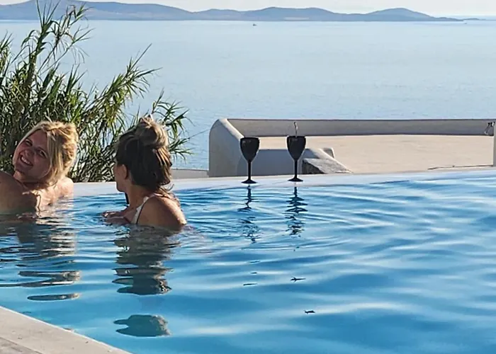 Hotel apartamentowy Elli Tropical Luxury Sunset-infinity Pool- Sea Side-near Center Parking Mykonos Town